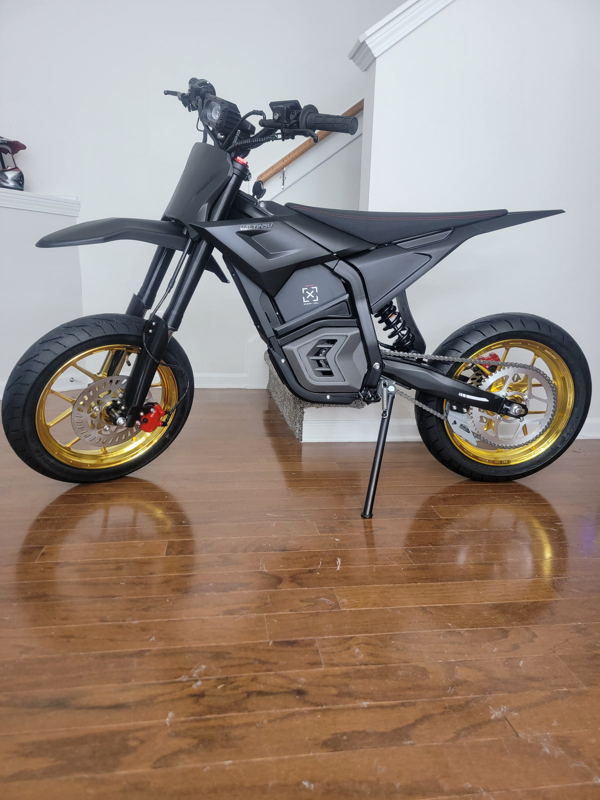 14 inch CNC gold supermoto wheels and tires.